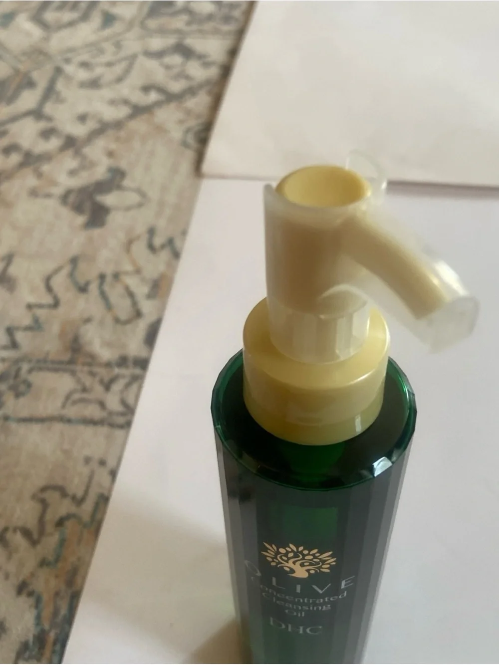DHC Olive Concentrated Cleansing Oil – Green